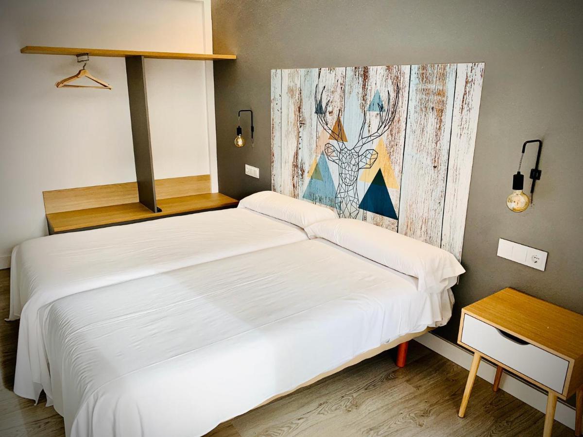 Ciudad De Jaca Hotel Екстериор снимка