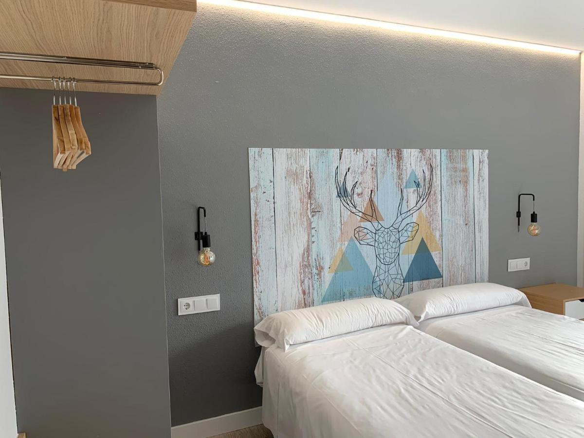 Ciudad De Jaca Hotel Екстериор снимка
