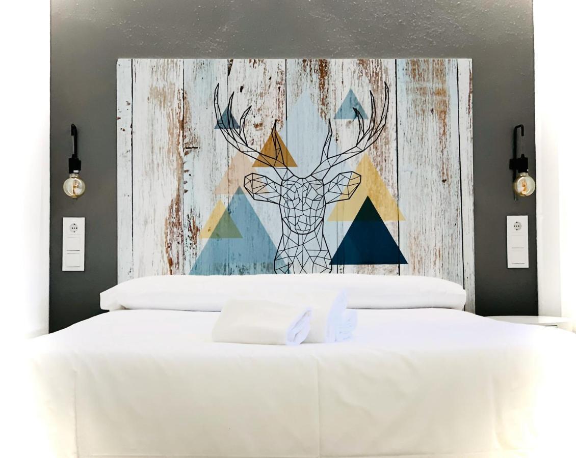 Ciudad De Jaca Hotel Екстериор снимка